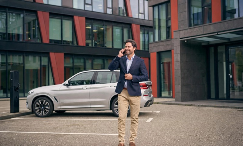 BMW IX3